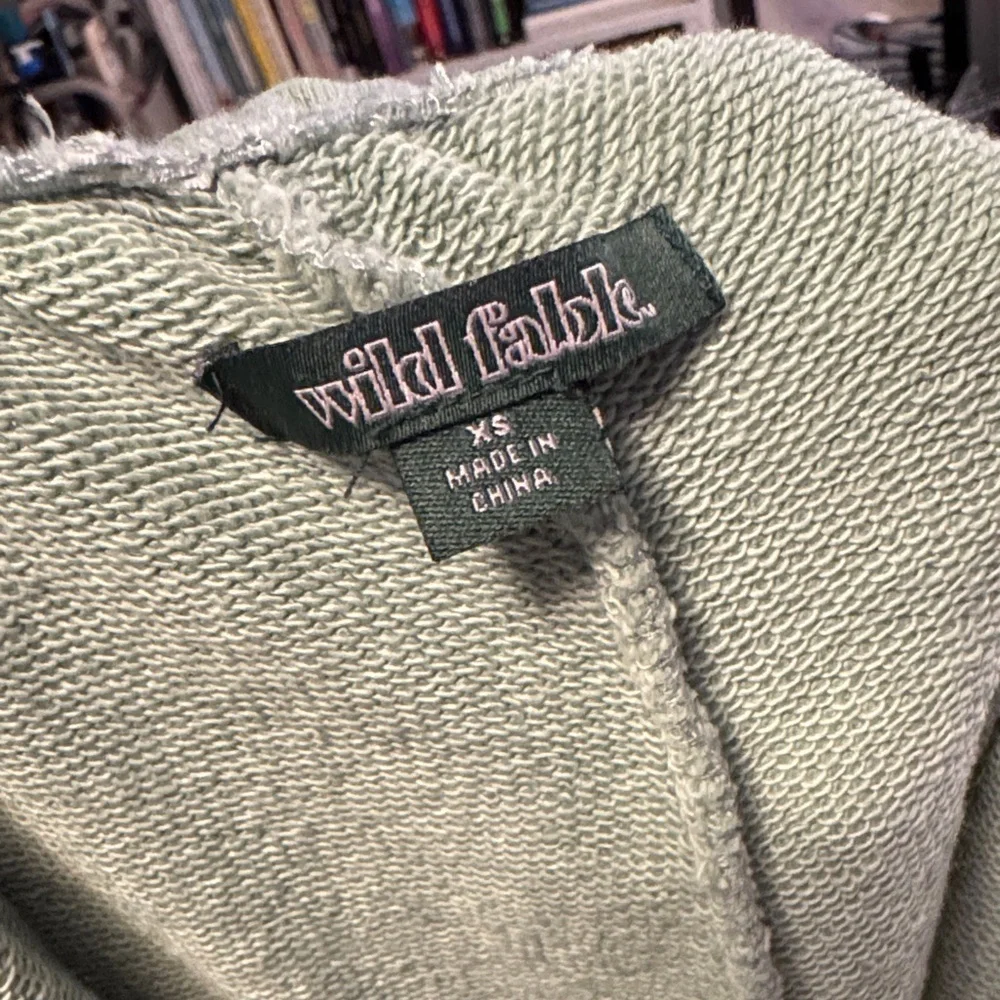 Wild fable -Green Flared sweat Pants- size XS - Picture 3 of 3